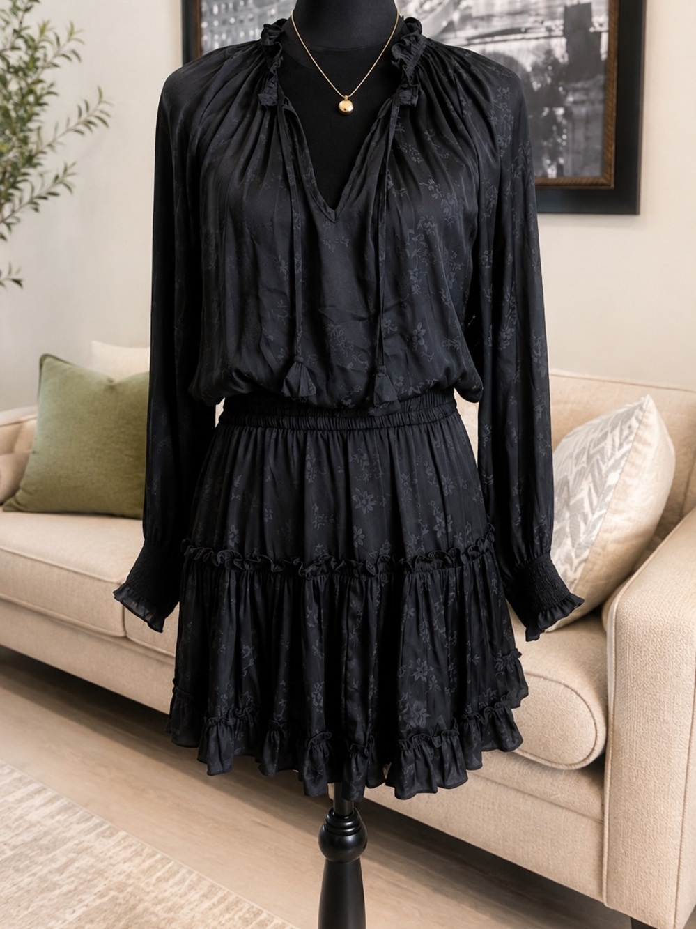 Stella Laguna Beach Black Ruffled Long-Sleeve Tiered Mini Dress/Top